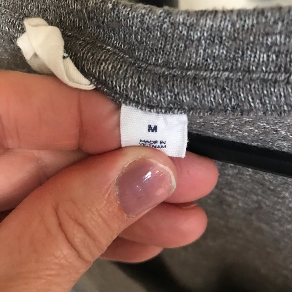 GAP Sweater - Picture 4 of 4